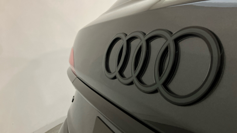 Audi Q7 3.0 TDI Quattro 286 Black Edition 5dr Tiptronic Diesel Estate